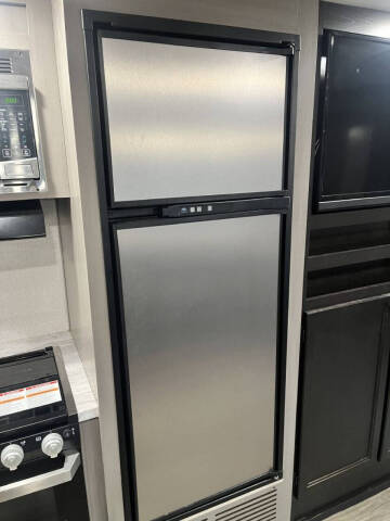 2021 Starcraft Marine SUPER LITE