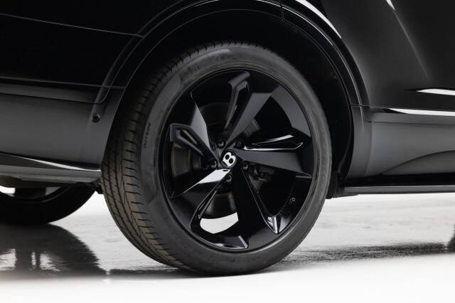 2018 Bentley Bentayga Black Edition