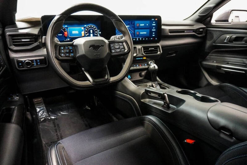 2024 Ford Mustang Dark Horse