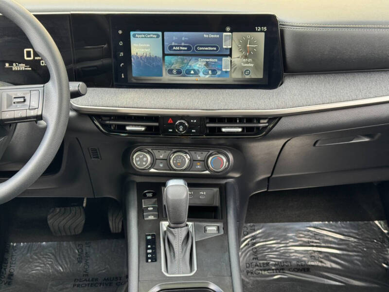 2025 Nissan Kicks SV