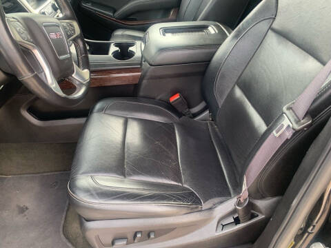 2017 GMC Yukon XL SLT