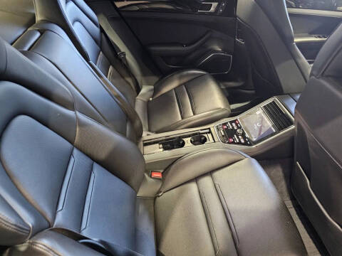 2023 Porsche Panamera