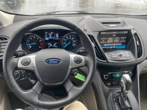 2015 Ford Escape SE