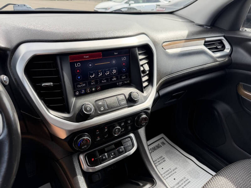 2020 GMC Acadia SLE
