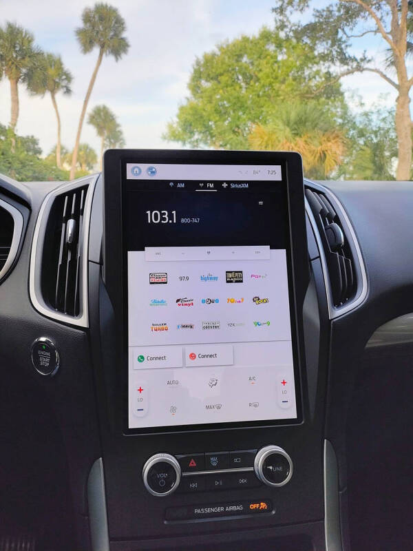 2021 Ford Edge SE