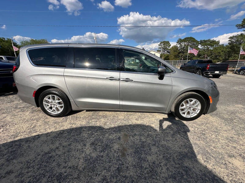 2017 Chrysler Pacifica LX