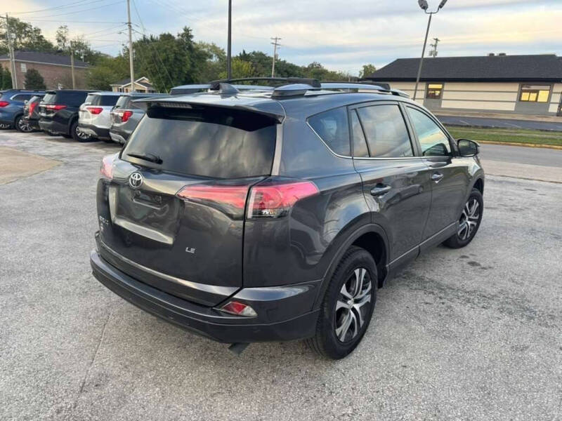 2017 Toyota RAV4 LE