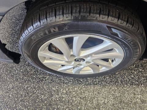 2015 Mazda MAZDA5 Sport