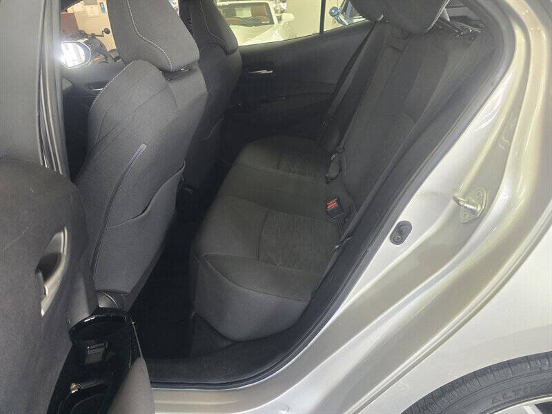 2020 Toyota Corolla Hatchback SE