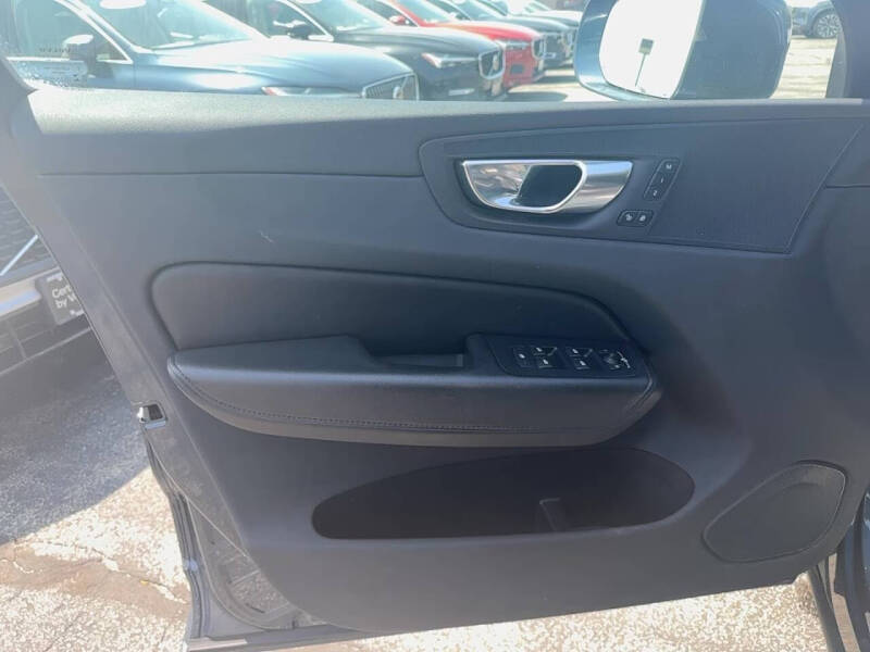 2023 Volvo XC60 B5 Core