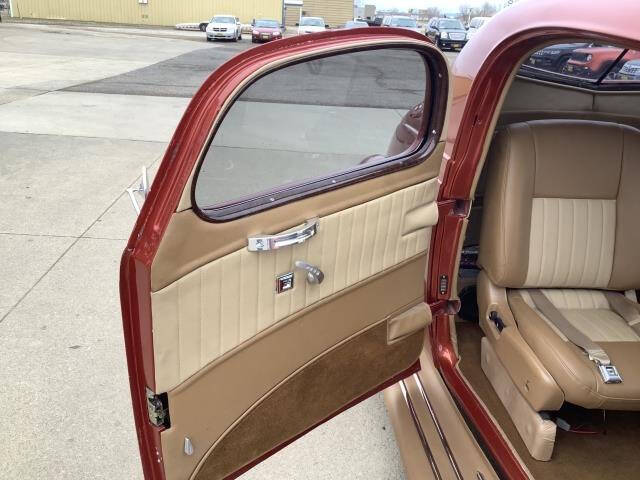 1937 Studebaker DICTATOR