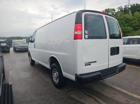 2017 Chevrolet Express 2500