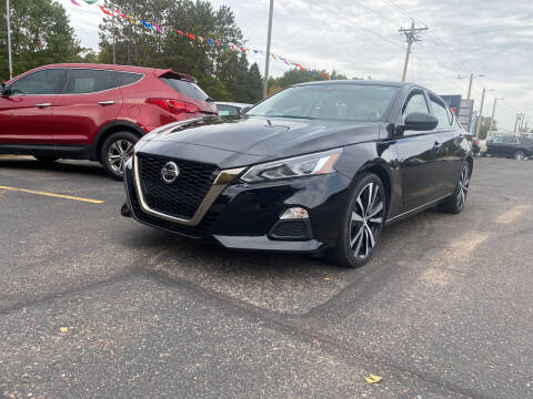 2020 Nissan Altima for sale at Auto Hunter in Webster WI