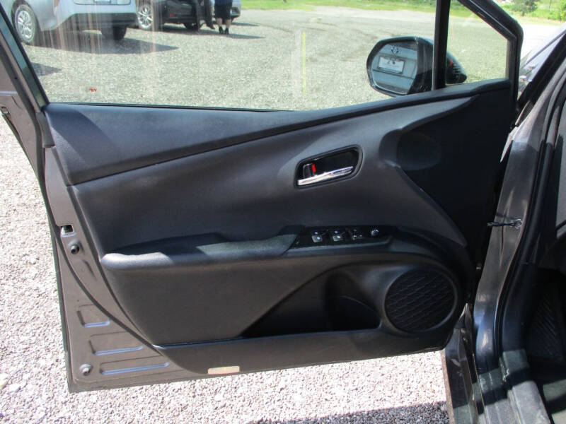 2017 Toyota Prius Three Touring