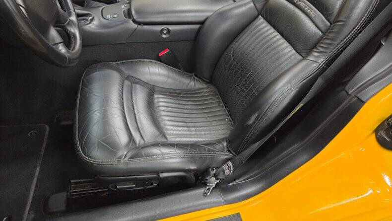 2004 Chevrolet Corvette