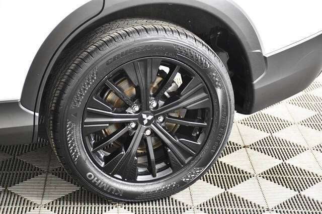 2022 Mitsubishi Eclipse Cross LE