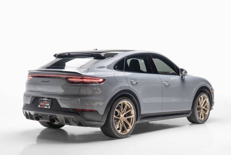 2023 Porsche Cayenne Turbo GT