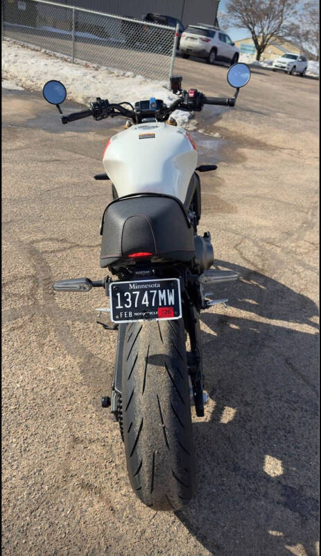 2024 Yamaha XSR900