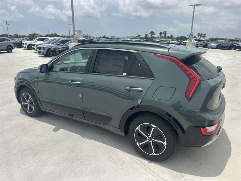 2026 Kia Niro SX