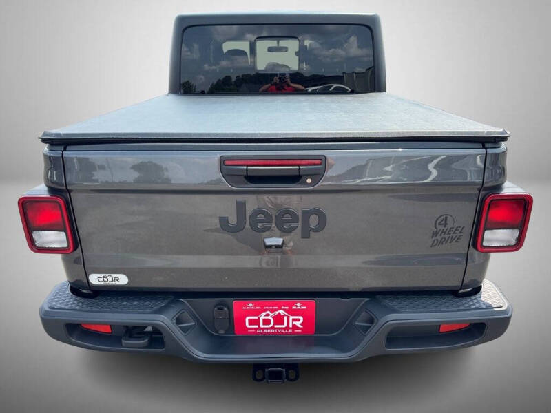 2023 Jeep Gladiator Willys