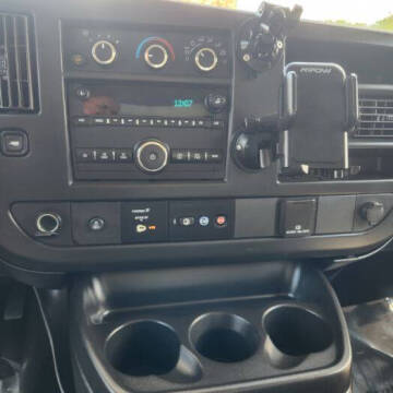 2017 Chevrolet Express 2500