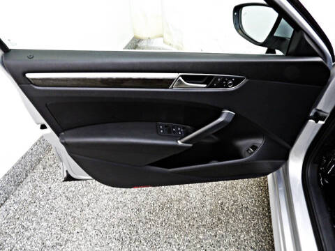 2017 Volkswagen Passat 1.8T SE