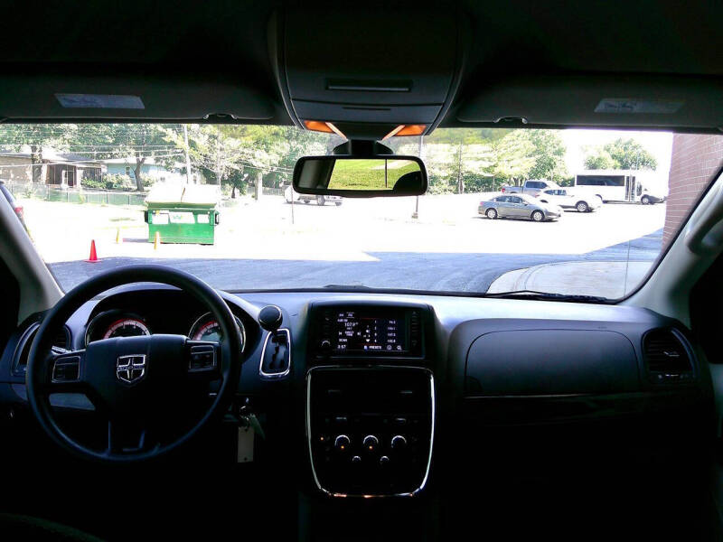 2020 Dodge Grand Caravan SE