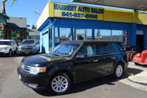 2011 Ford Flex for sale at Earnest Auto Sales in Roseburg OR