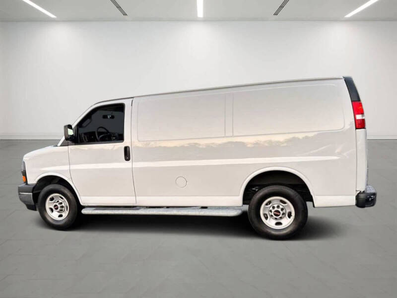 2024 GMC Savana 2500