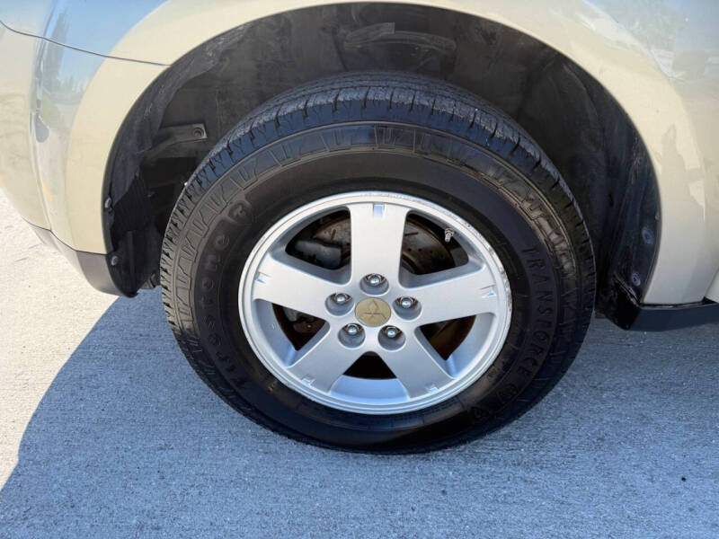 2008 Mitsubishi Outlander LS
