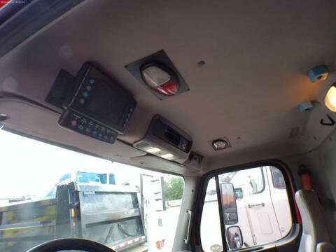 2016 Freightliner M2 106