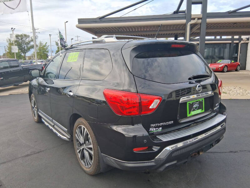 2018 Nissan Pathfinder Platinum