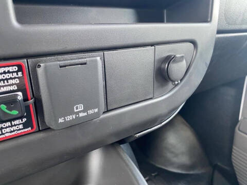 2025 GMC Savana 2500