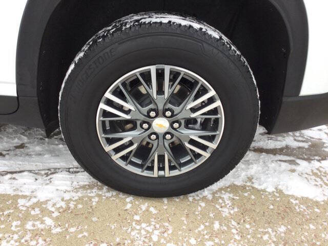 2024 Chevrolet Traverse LT