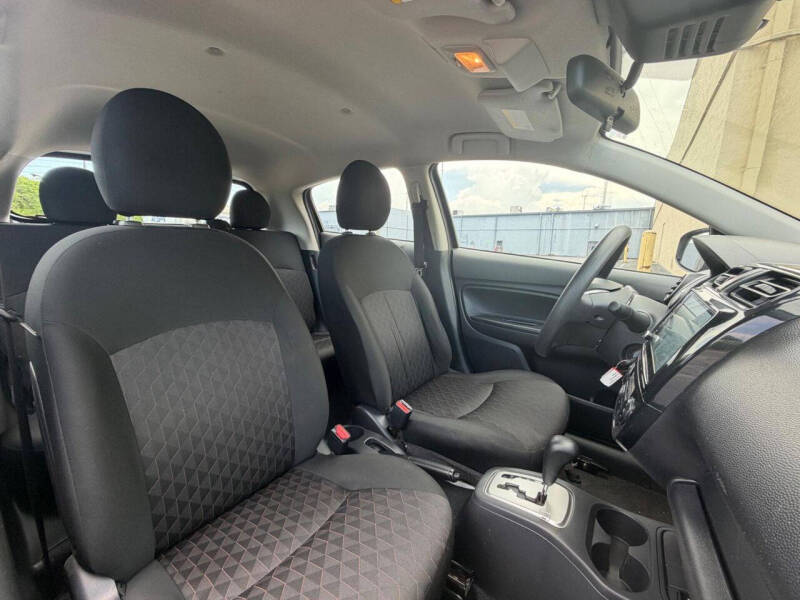 2024 Mitsubishi Mirage ES