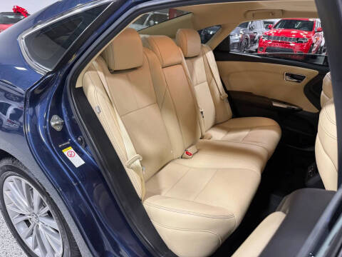 2018 Toyota Avalon Hybrid Limited