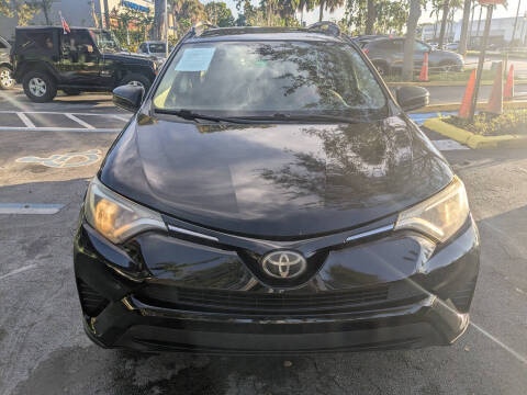 2018 Toyota RAV4 LE
