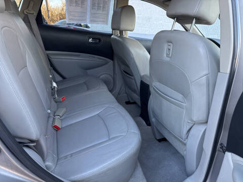 2013 Nissan Rogue SV w/SL Package