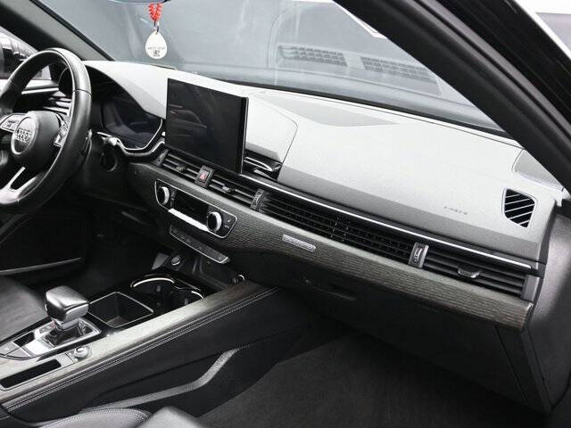 2022 Audi A4 quattro S line Prem Plus 45 TFSI