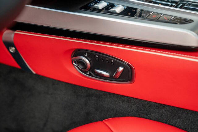 2025 Aston Martin Vanquish