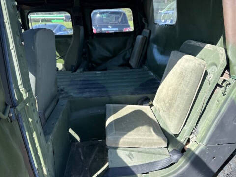 2004 AM General M1123