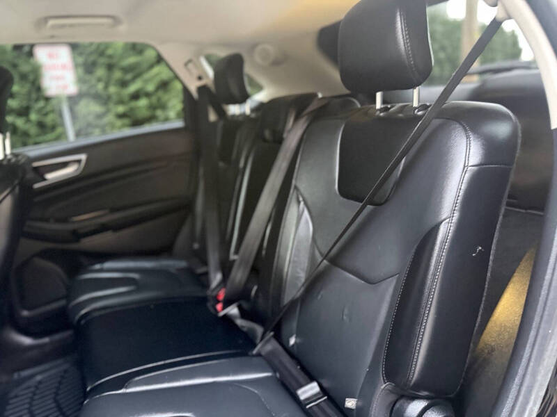 2017 Ford Edge Titanium