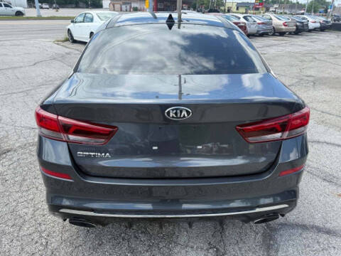 2020 Kia Optima LX