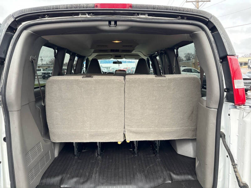 2023 Chevrolet Express LS 3500