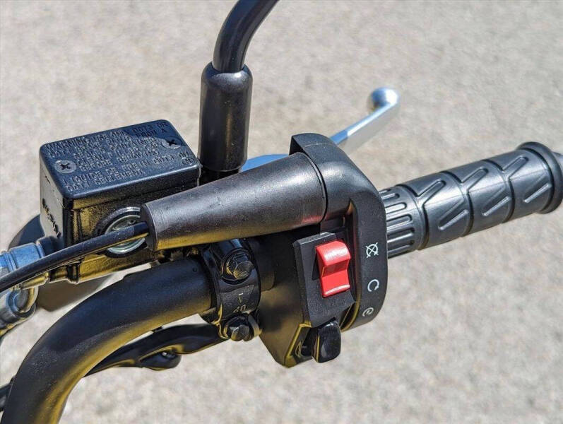 2022 Kawasaki Z125 Pro