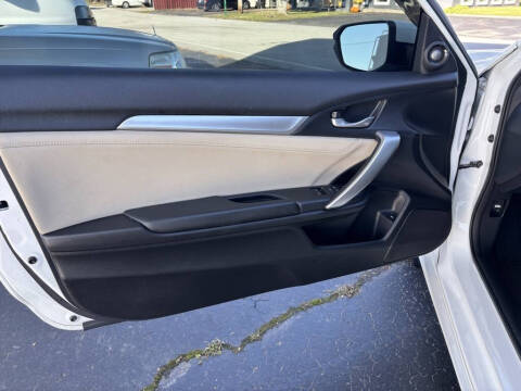 2017 Honda Civic Touring