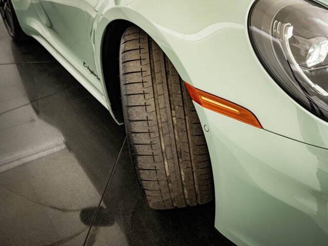 2025 Porsche 911 Carrera GTS