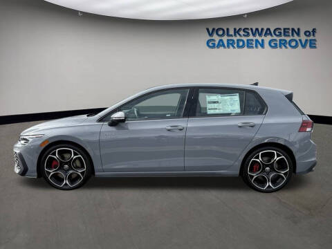 2025 Volkswagen Golf GTI Autobahn