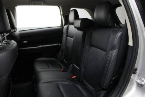 2020 Mitsubishi Outlander SE