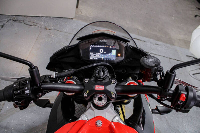 2019 Aprilia Tuono V4 1100